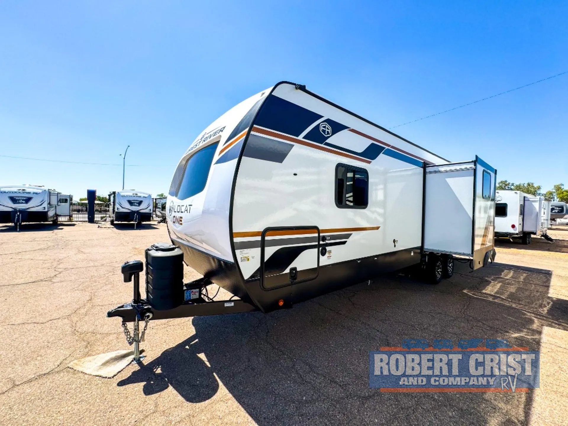 2026 Forest River Wildcat ONE 304MBX - Photo 4