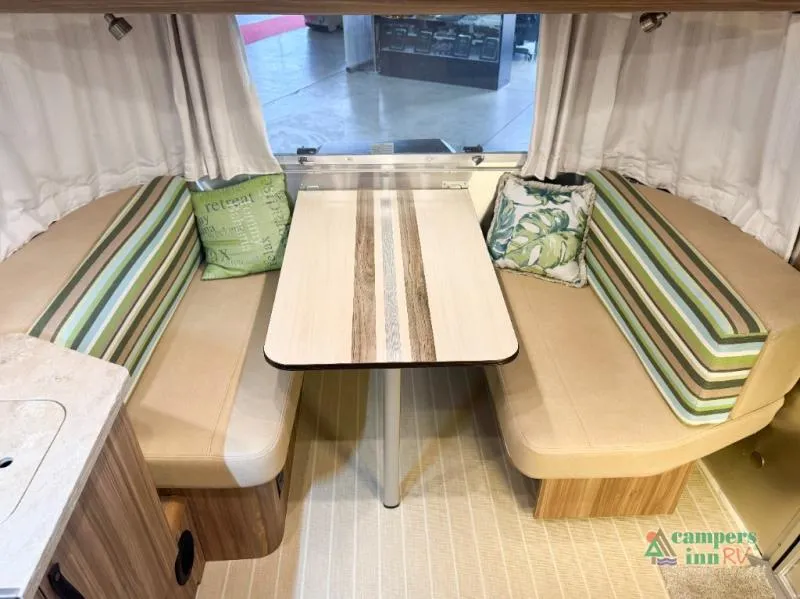 2018 Airstream Tommy Bahama 19CB - Photo 4
