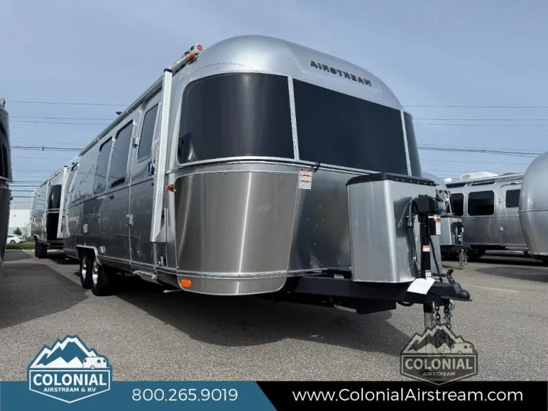 2026 Airstream International 28RB - Photo 2