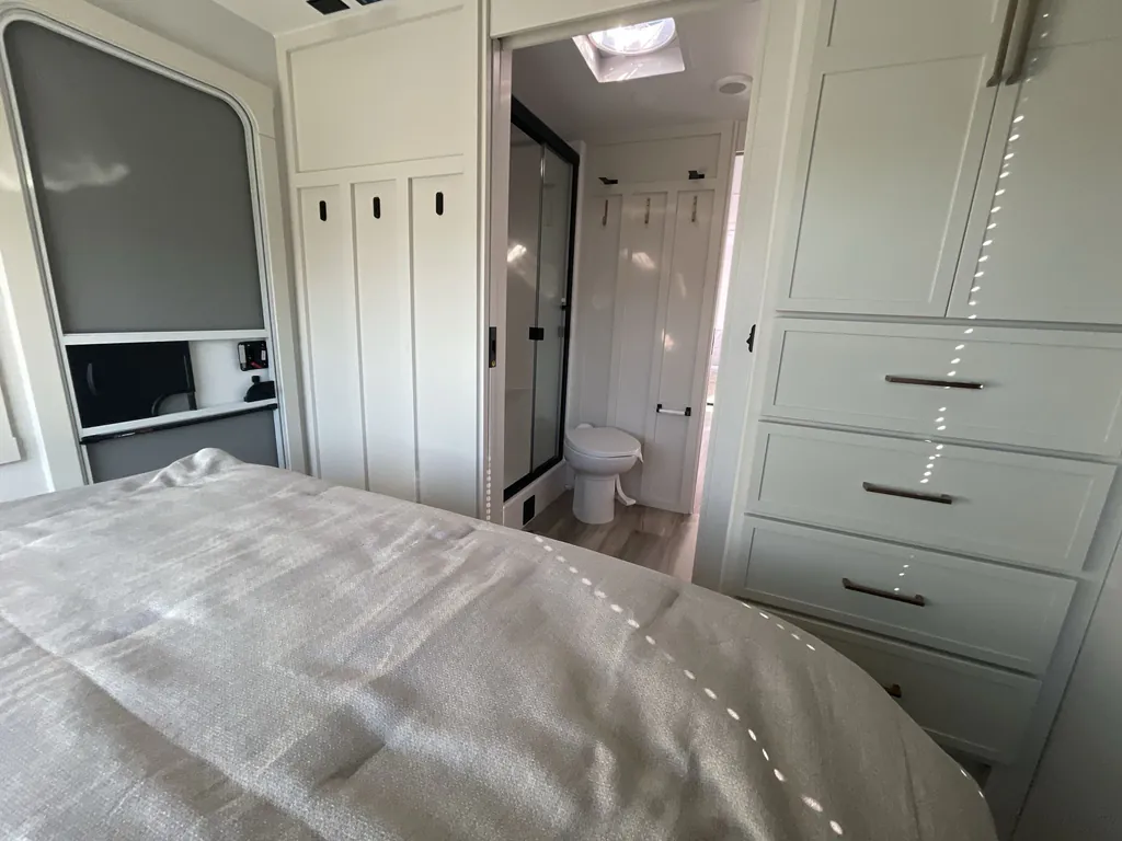 2026 Brinkley Model I 294, Photos photo 17