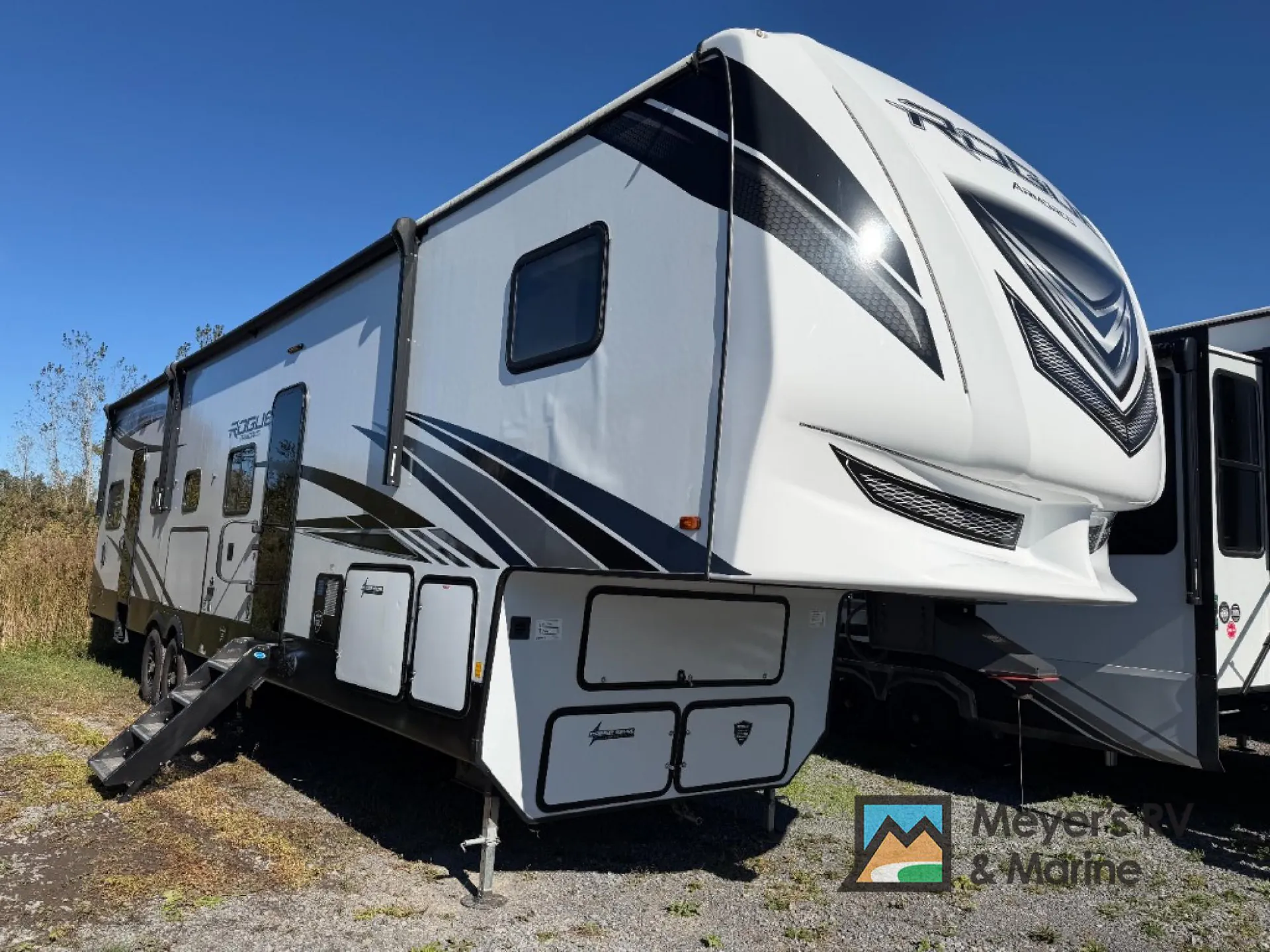 2022 Forest River Vengeance Rogue Armored 371A13