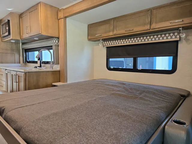 2023 Tiffin Wayfarer 25 JW, Photos photo 16