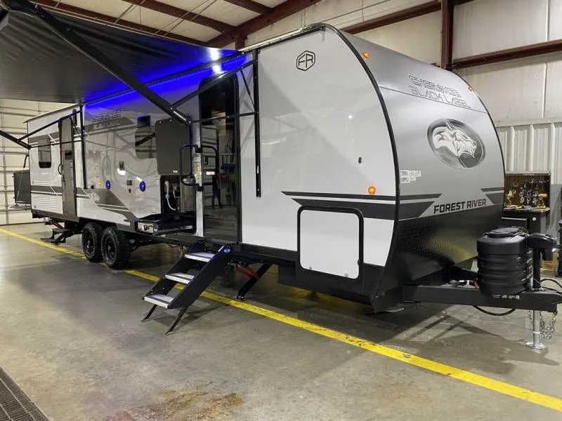 2026 Forest River Cherokee Grey Wolf Black Label 27RRBL - Photo 3
