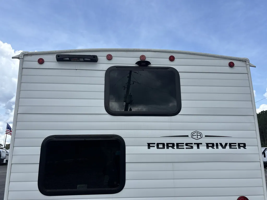 2026 Forest River Wildwood 300ICE, Photos photo 23