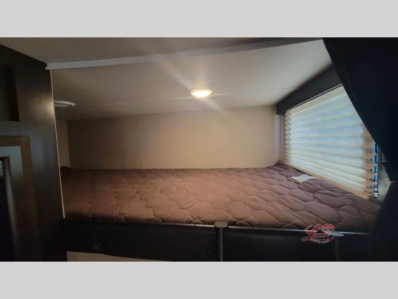 2017 Dutchmen RV Voltage Used    4005 - Photo 4