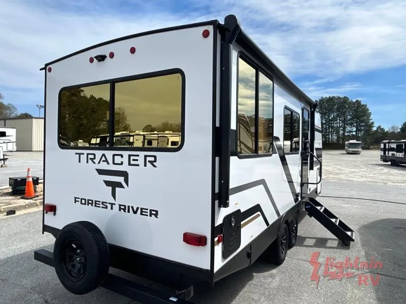 2026 Prime Time Tracer 220RS - Photo 3