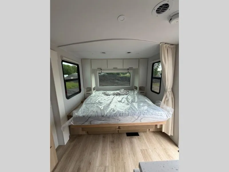 2026 Winnebago Thrive 22MBH - Photo 4