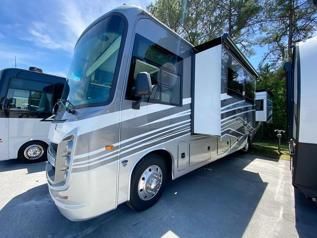 2026 Entegra Coach Vision XL 36C, Photos photo 6