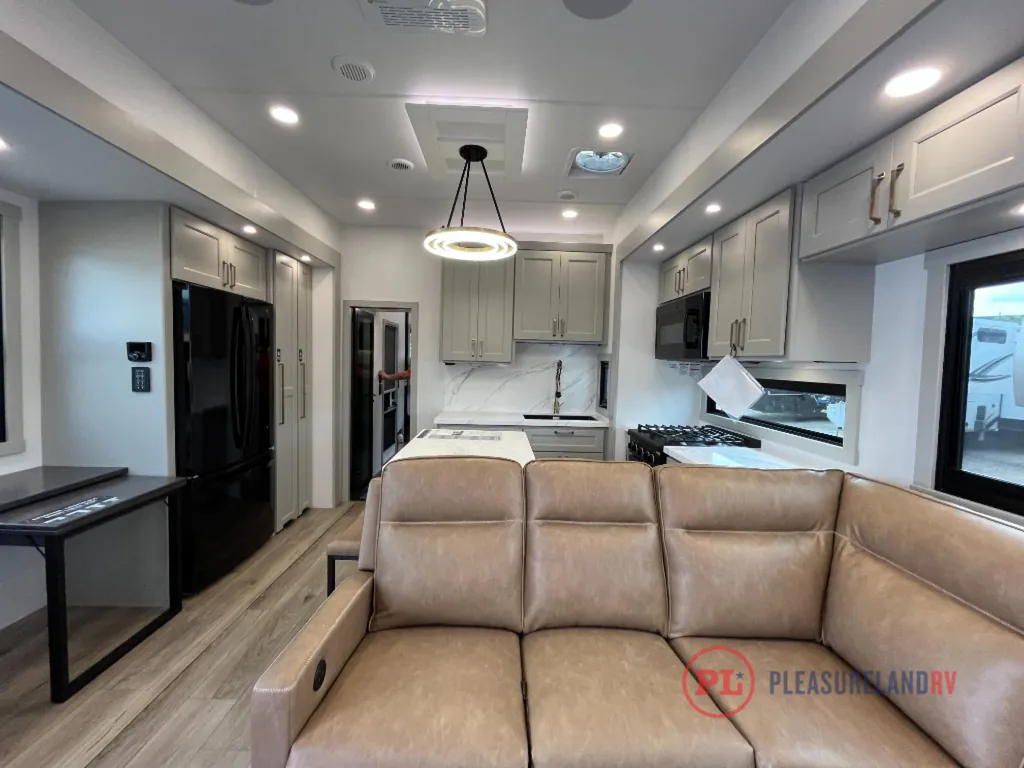 2026 Brinkley Model G 3970, Photos photo 15