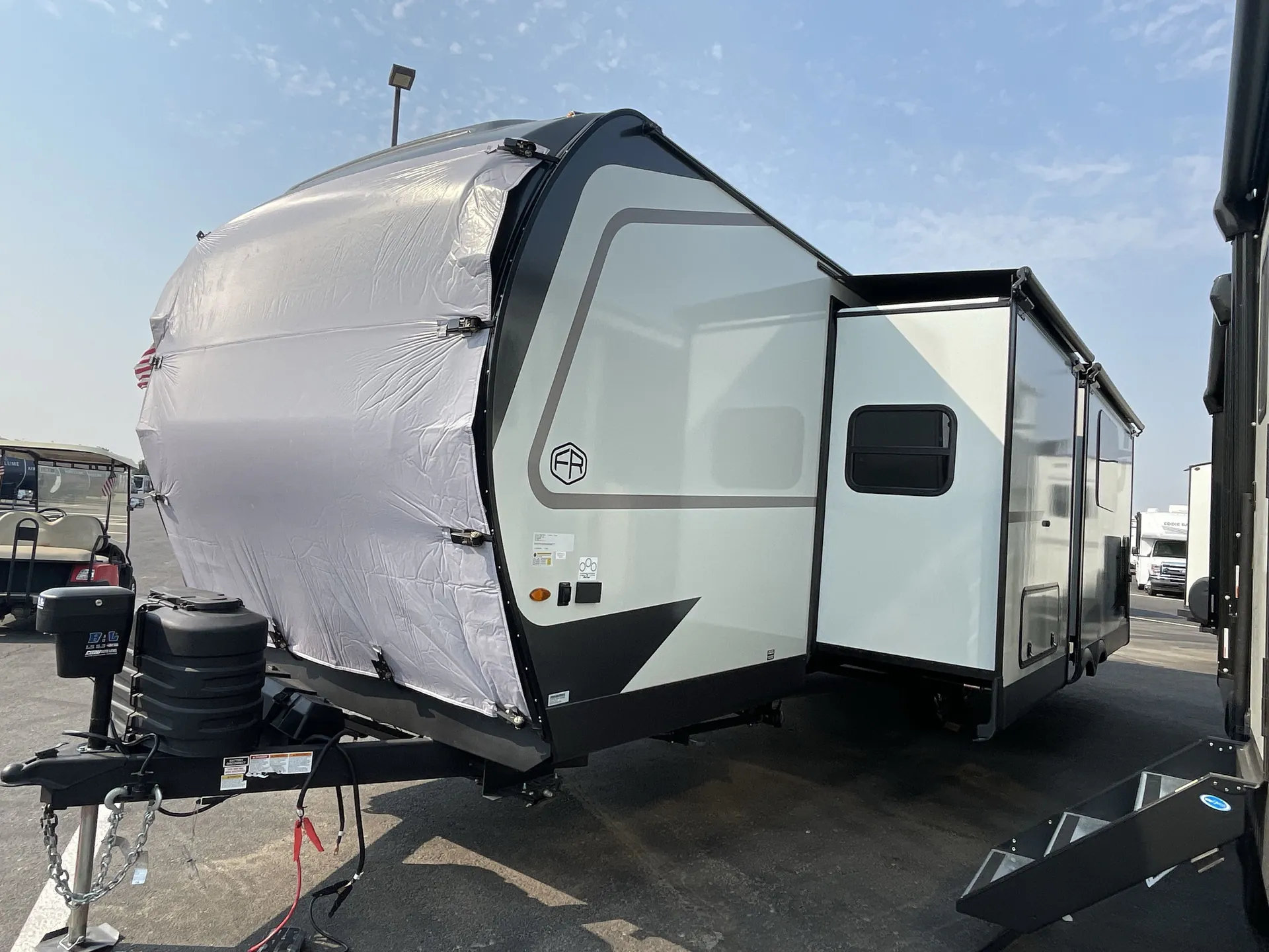 2027 Forest River Rockwood Ultra Lite 2711RK — off campside