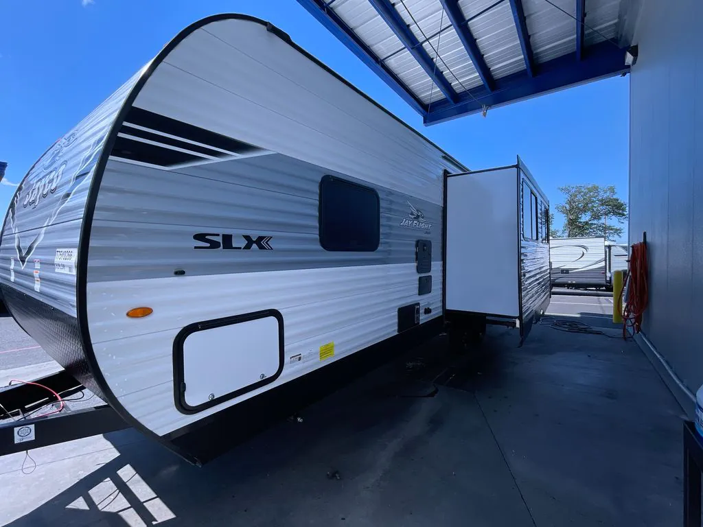 2026 Jayco Jay Flight SLX 262RLSW, Photos photo 3