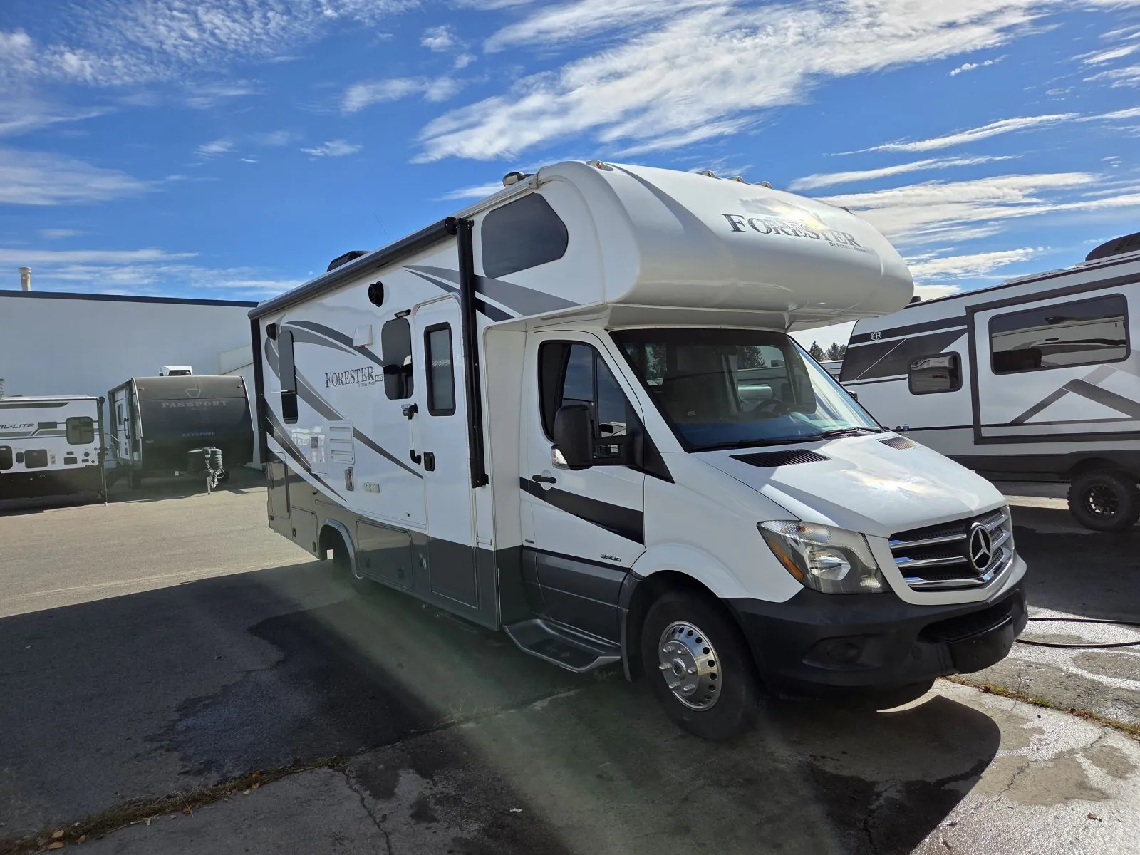 2016 Forest River Forester MBS 2401R - Photo 4