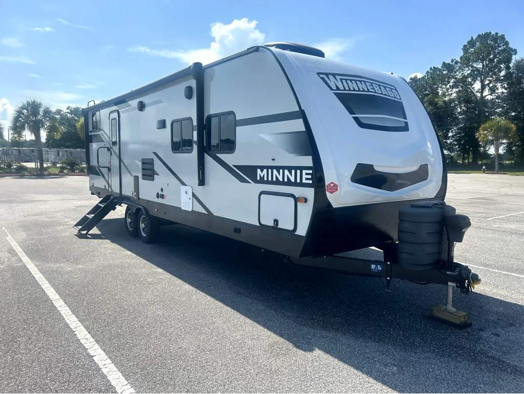 2024 Winnebago Minnie 2801BHS - Photo 2