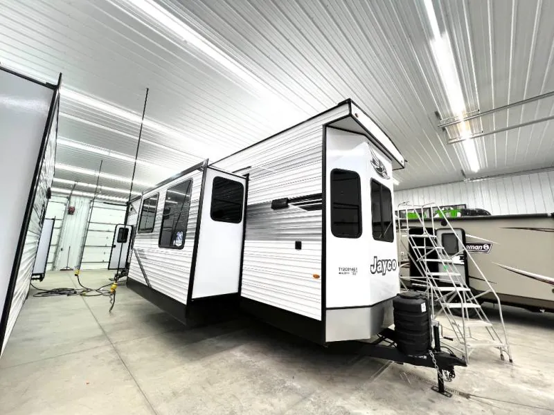 2026 Jayco Jay Flight Bungalow 404LOFT - Photo 2