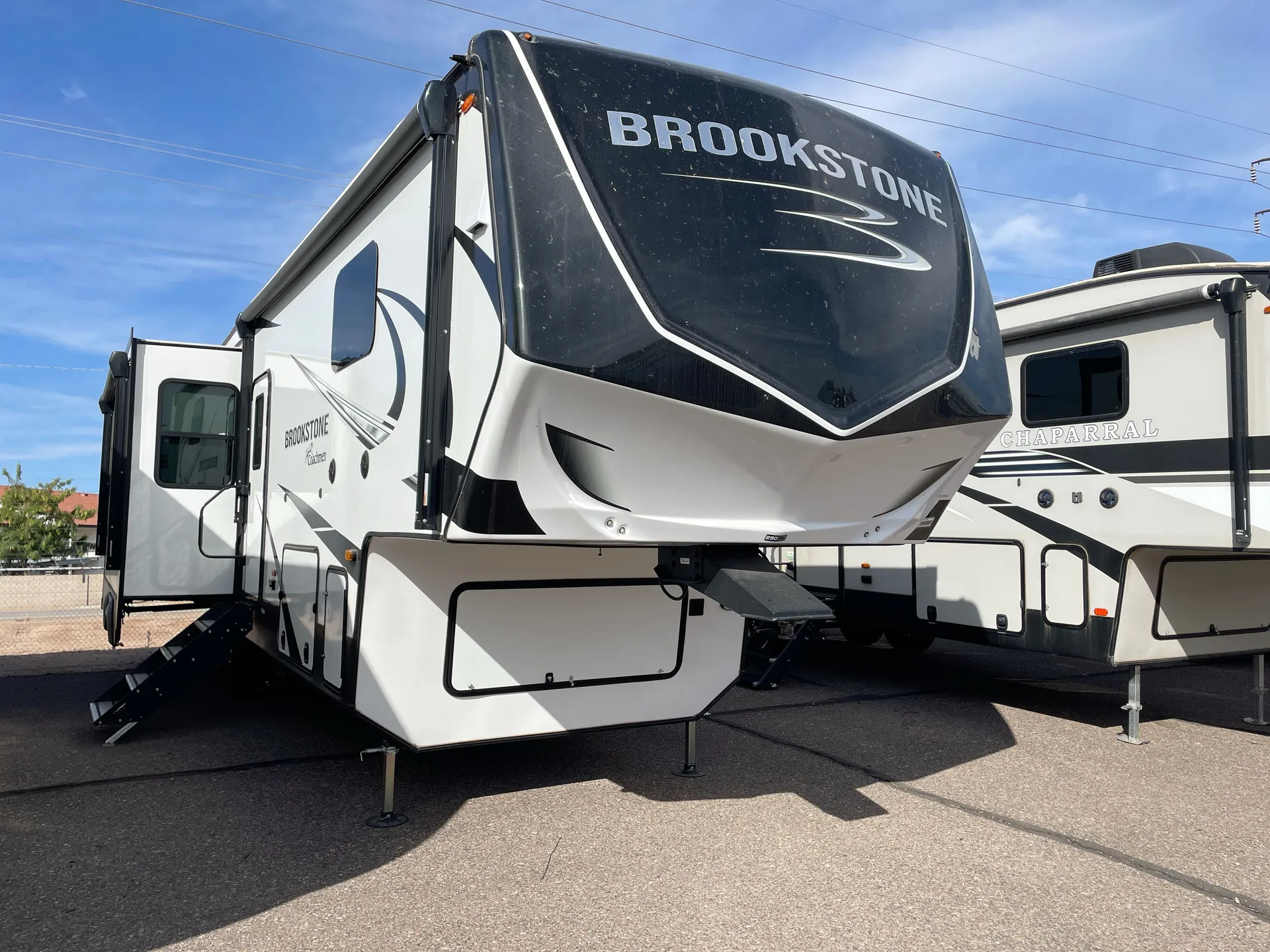 2024 Coachmen Brookstone 290RL - Photo 2