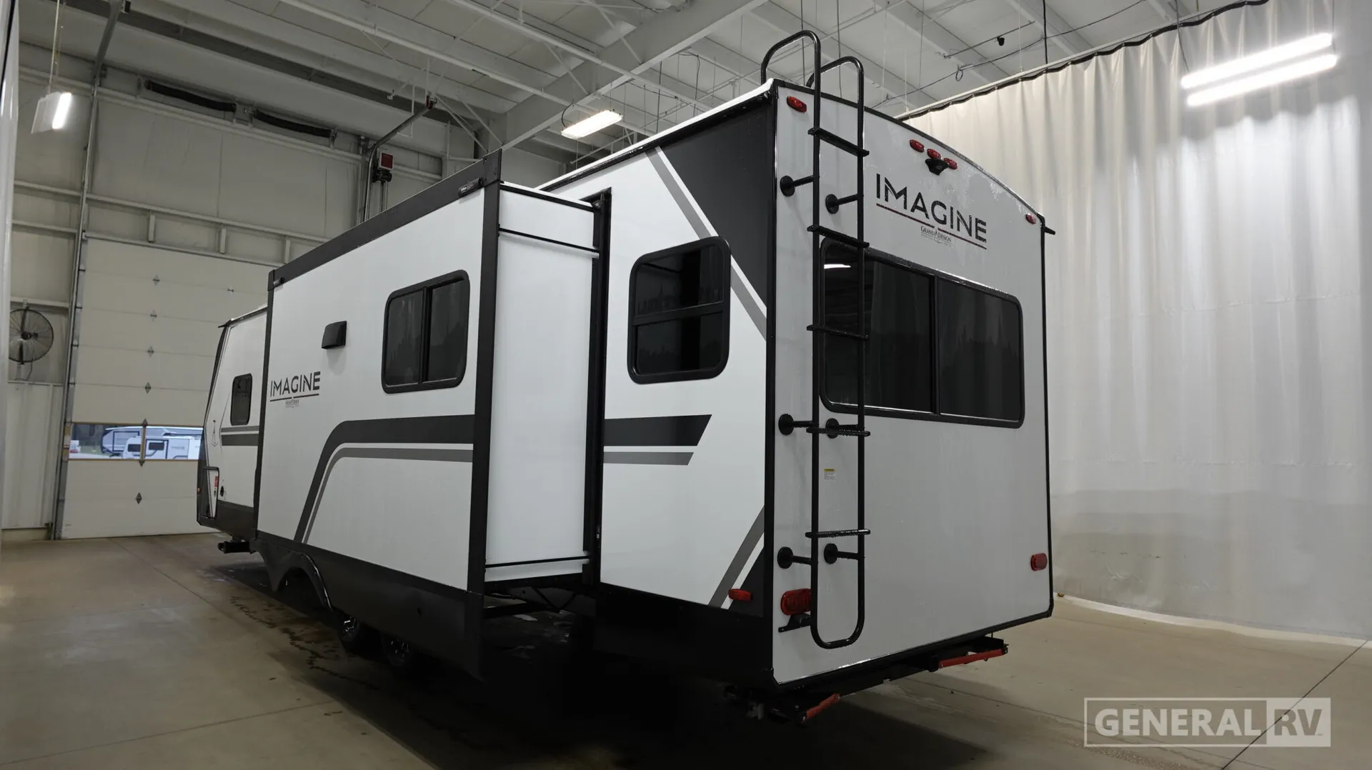 2026 Grand Design Imagine 2970RL - Photo 4