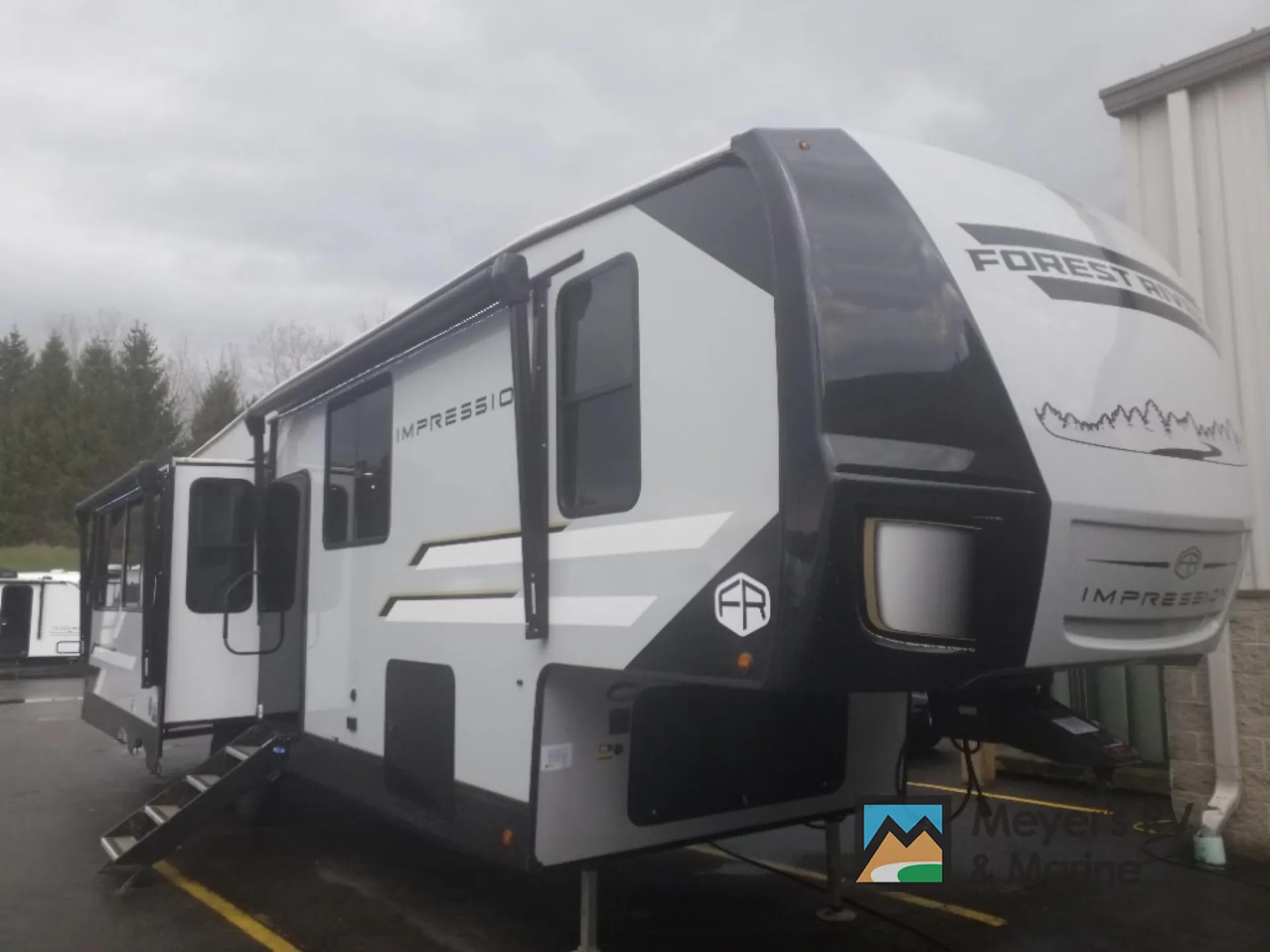 2025 Forest River Impression 318RL - Photo 2