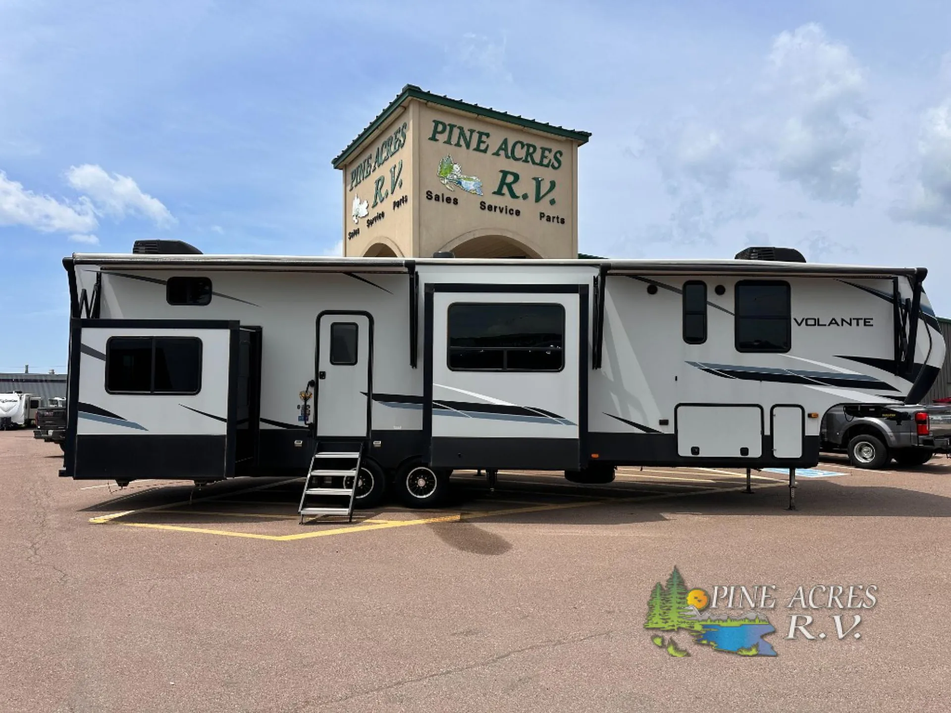 2021 CrossRoads Volante 3861BL - Photo 2