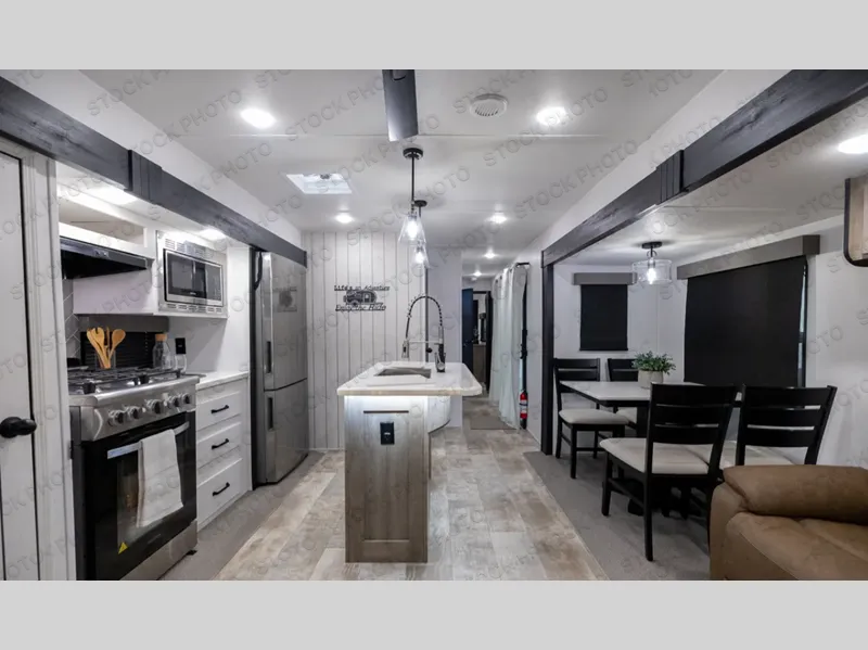 2026 Forest River Puma Vista 38RLB - Photo 3