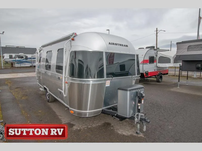 2026 Airstream Caravel 22FB - Photo 4