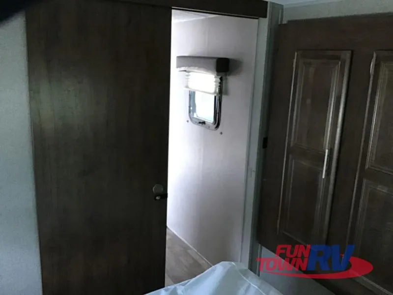 2020 Forest River RV Rockwood Mini Lite 2512S - Photo 2