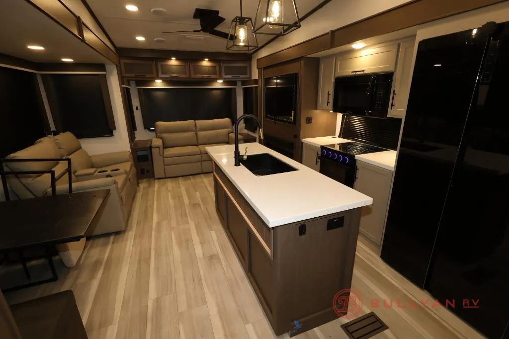 2026 Keystone Cougar 316RLS - Photo 4