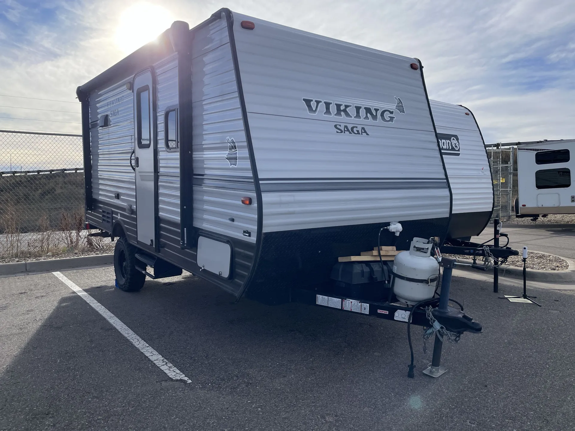 2019 Coachmen Viking Ultra-Lite 17FQS - Photo 2