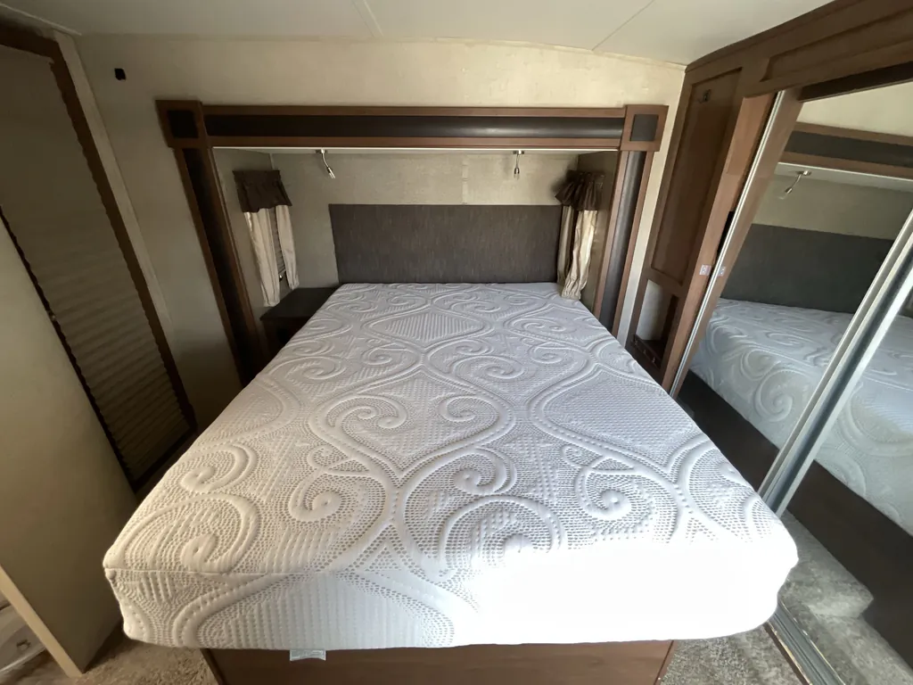 2017 Forest River Wildcat Maxx 317RL, Photos photo 13
