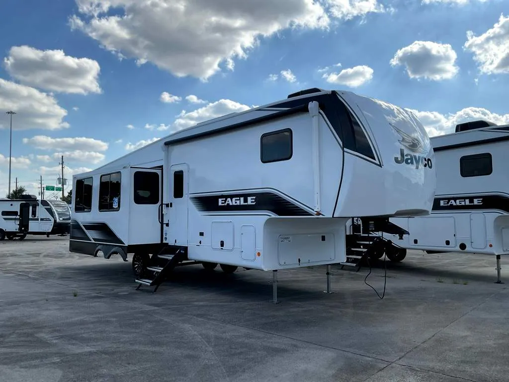 2026 Jayco Eagle SLE 30RLT - Photo 2