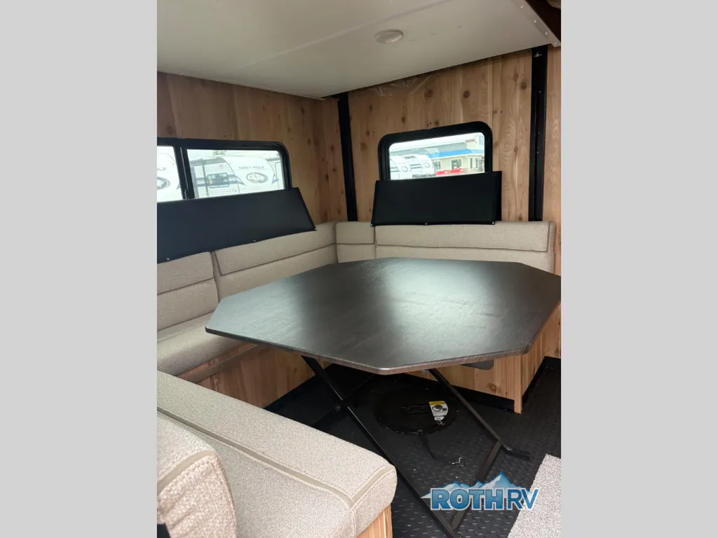 2027 Forest River Cherokee Grey Wolf 21GP, Photos photo 3