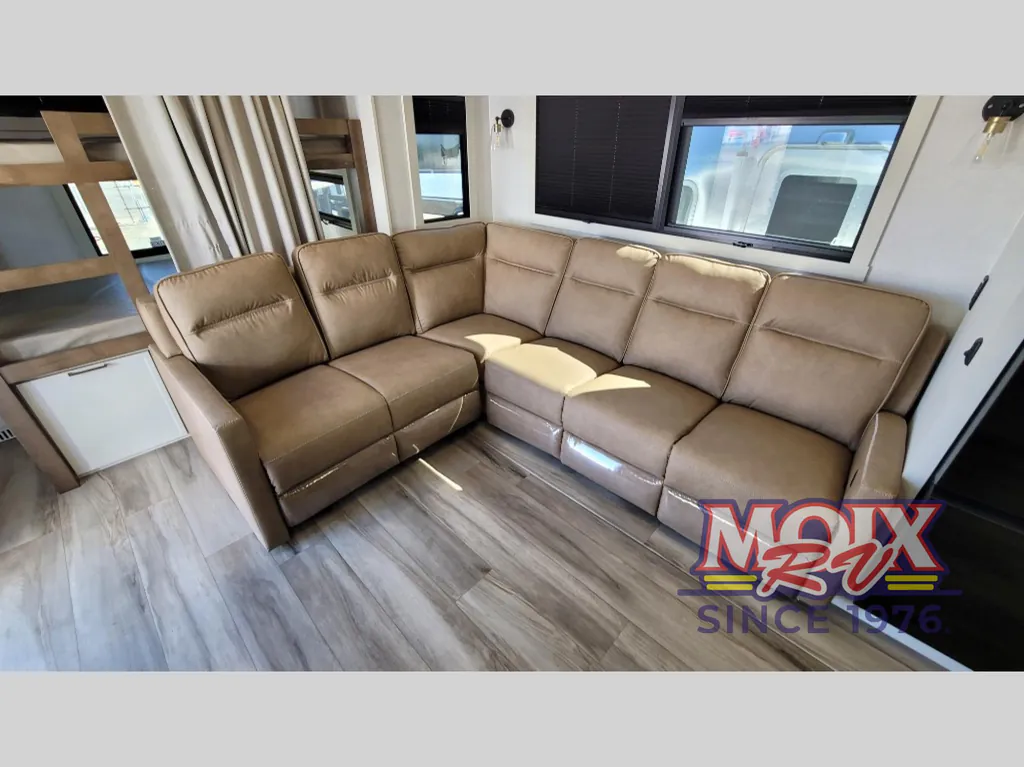 2027 Brinkley Model I 290, Photos photo 23
