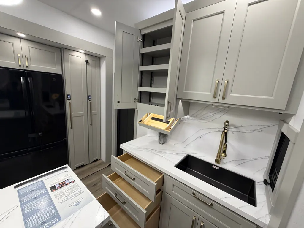 2026 Brinkley Model G 3970, Photos photo 29