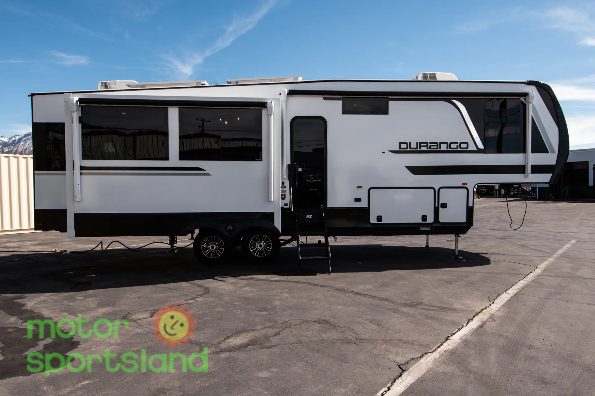 2026 KZ Durango 301RLT - Photo 2