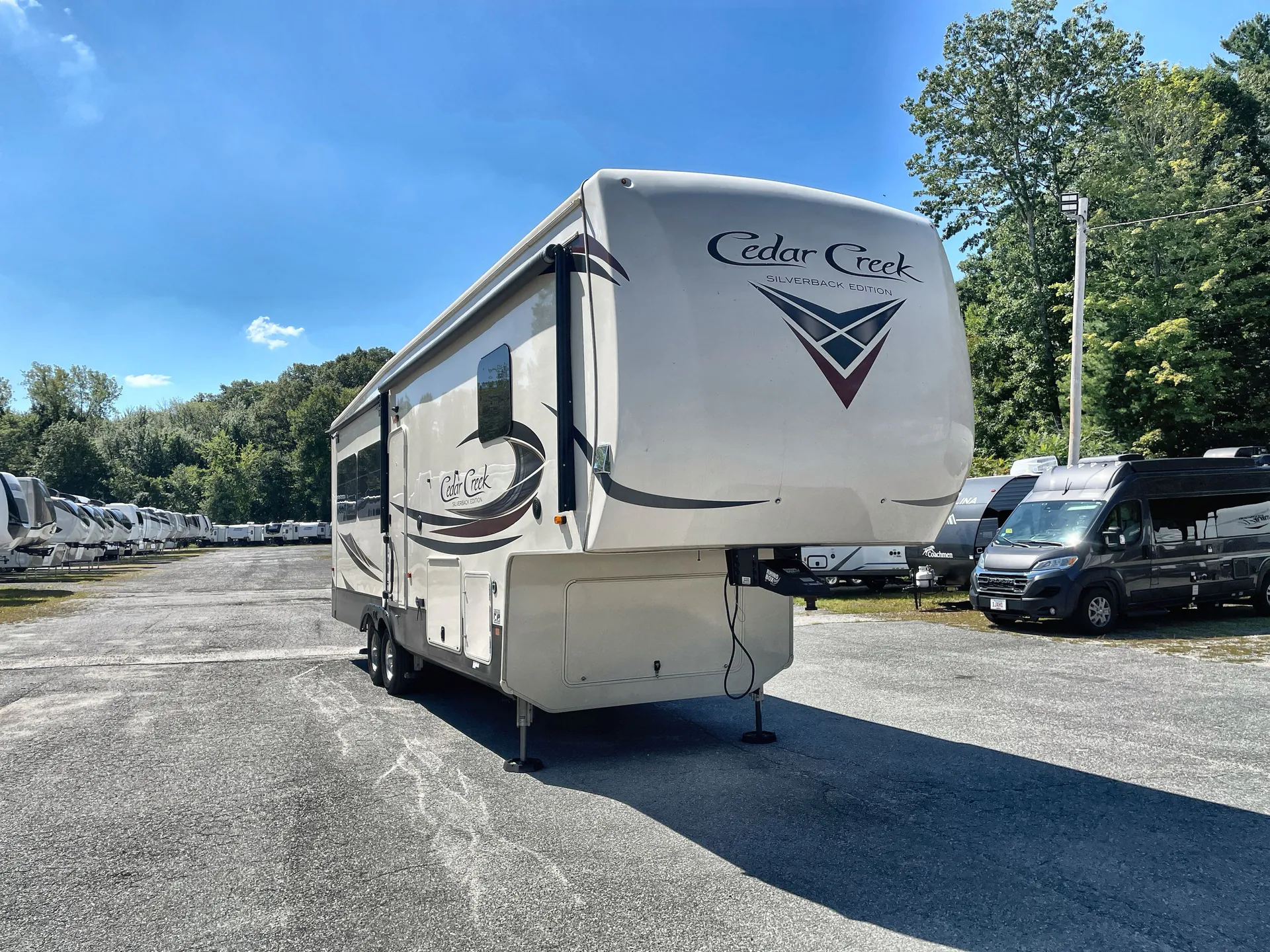 2021 Forest River Cedar Creek Silverback 29RW - Photo 2