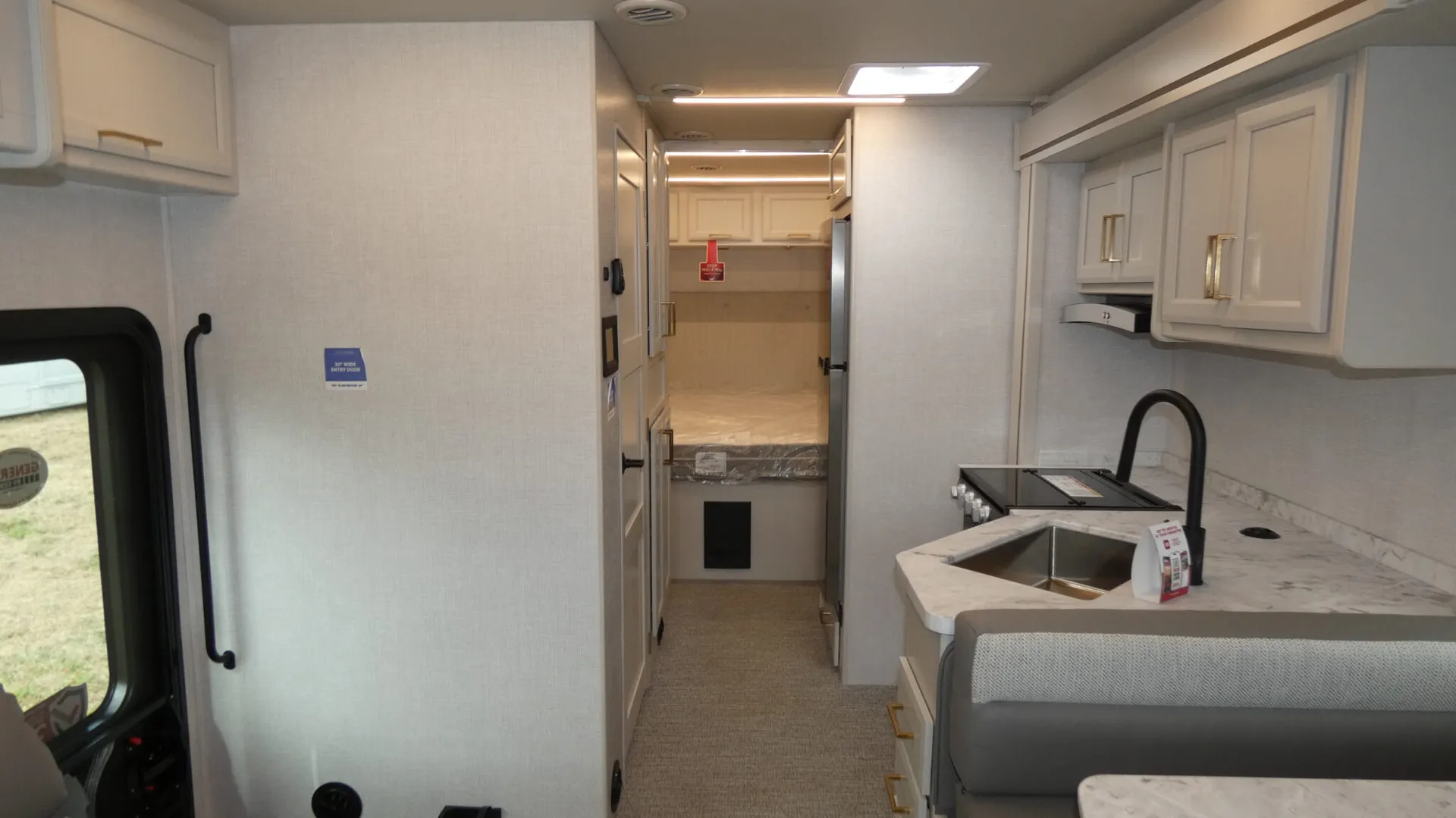2026 Fleetwood Altitude 29F - Photo 3