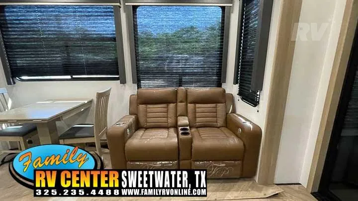 2026 Keystone Raptor 420, Photos photo 8