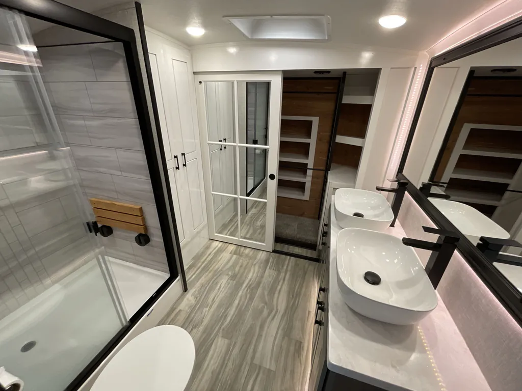 2024 Jayco Pinnacle 36FBTS, Photos photo 15