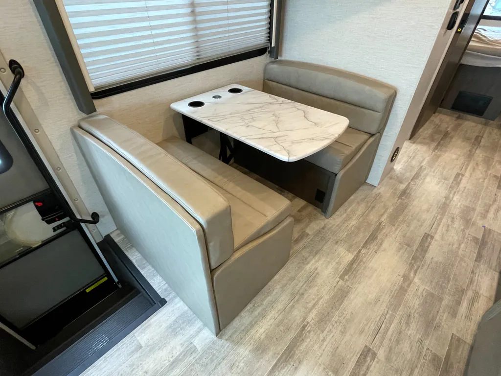 2024 Thor Motor Coach Freedom Traveler A29, Photos photo 13