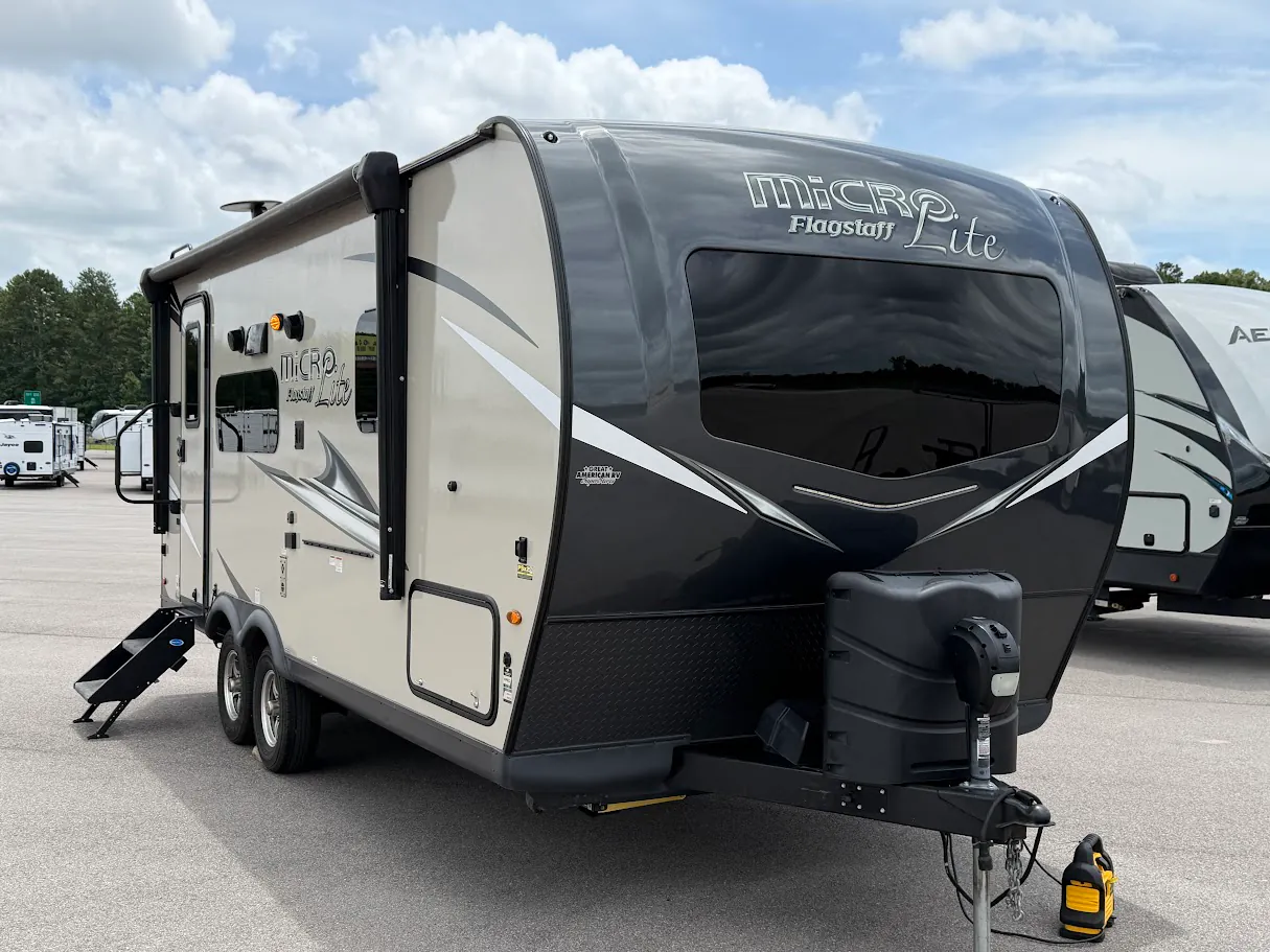 2021 Forest River Flagstaff Micro Lite 21FBRS