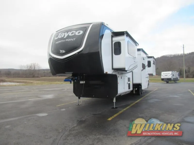 2026 Jayco North Point 382FLRB - Photo 3