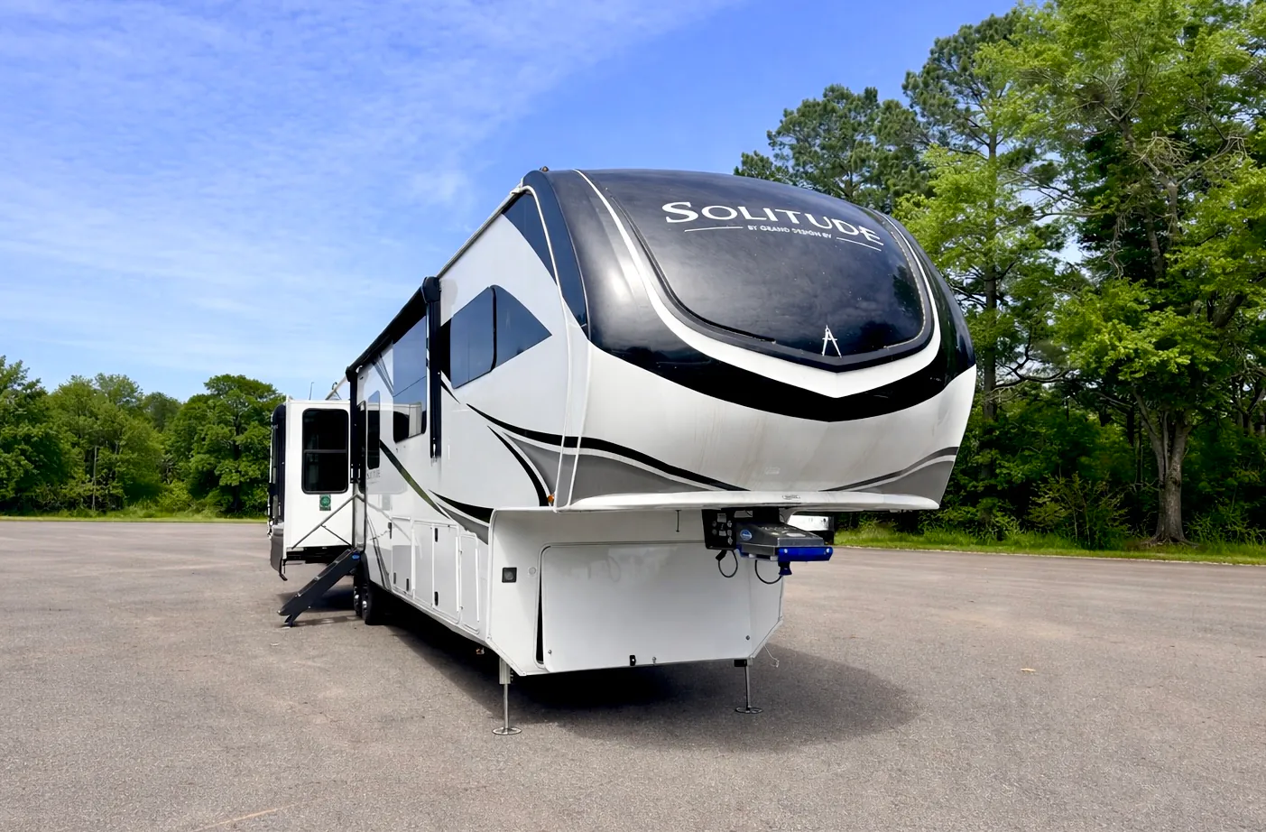 2025 Grand Design Solitude 388MBS - Photo 2