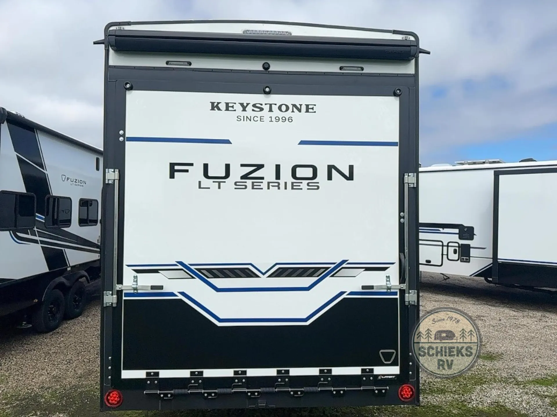 2026 Keystone Fuzion Impact Edition 361LT - Photo 4