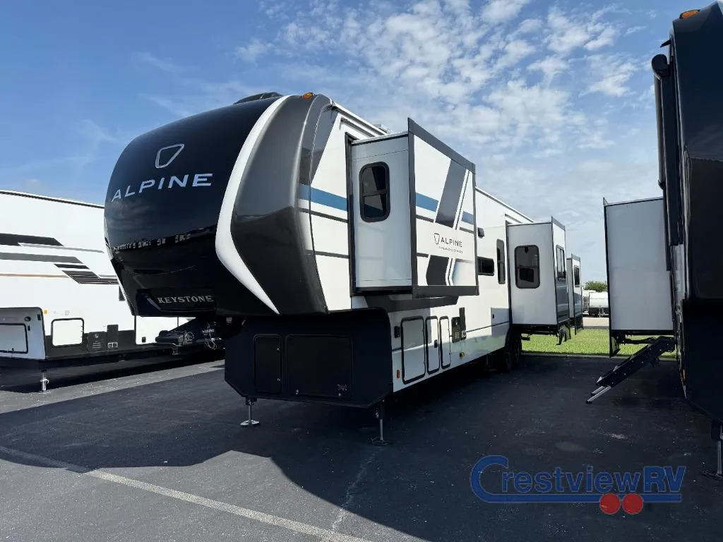 2026 Keystone Alpine Avalanche Edition 380LT - Photo 4