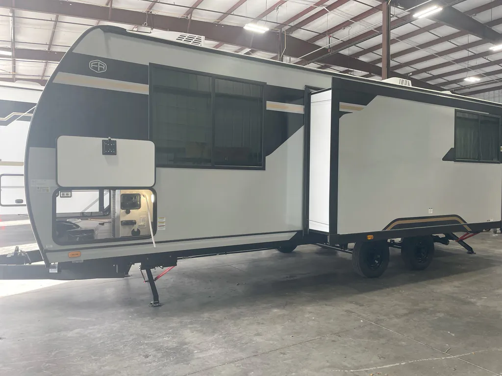 2026 Forest River Vibe Extreme Lite 2500CK, Photos photo 6