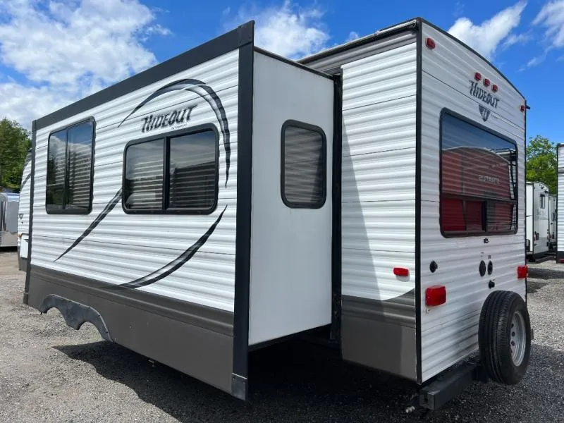 2016 Keystone RV Hideout 26RLS - Photo 4