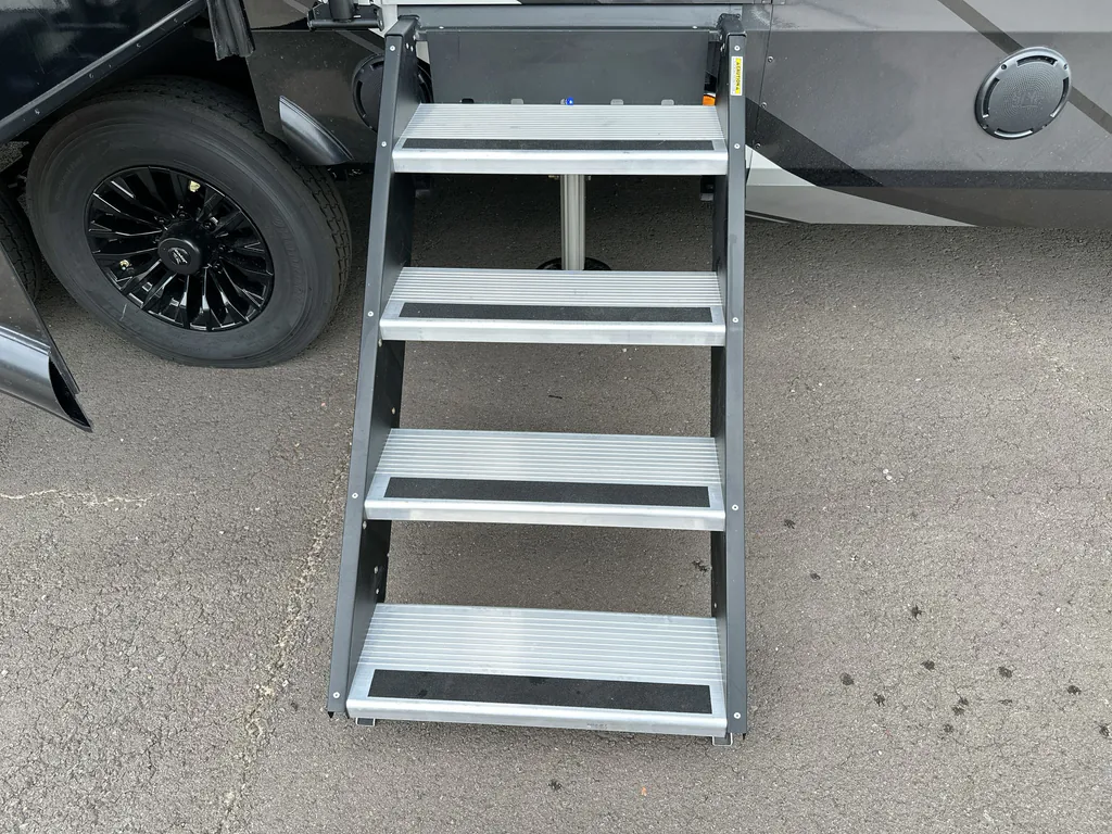 2027 Jayco Pinnacle 36FBTS, Photos photo 55