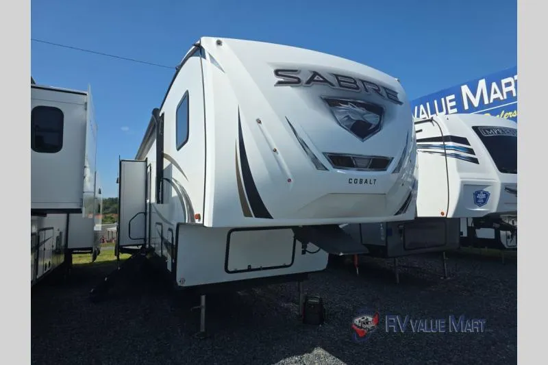 2022 Forest River Sabre 38DBQ - Photo 2