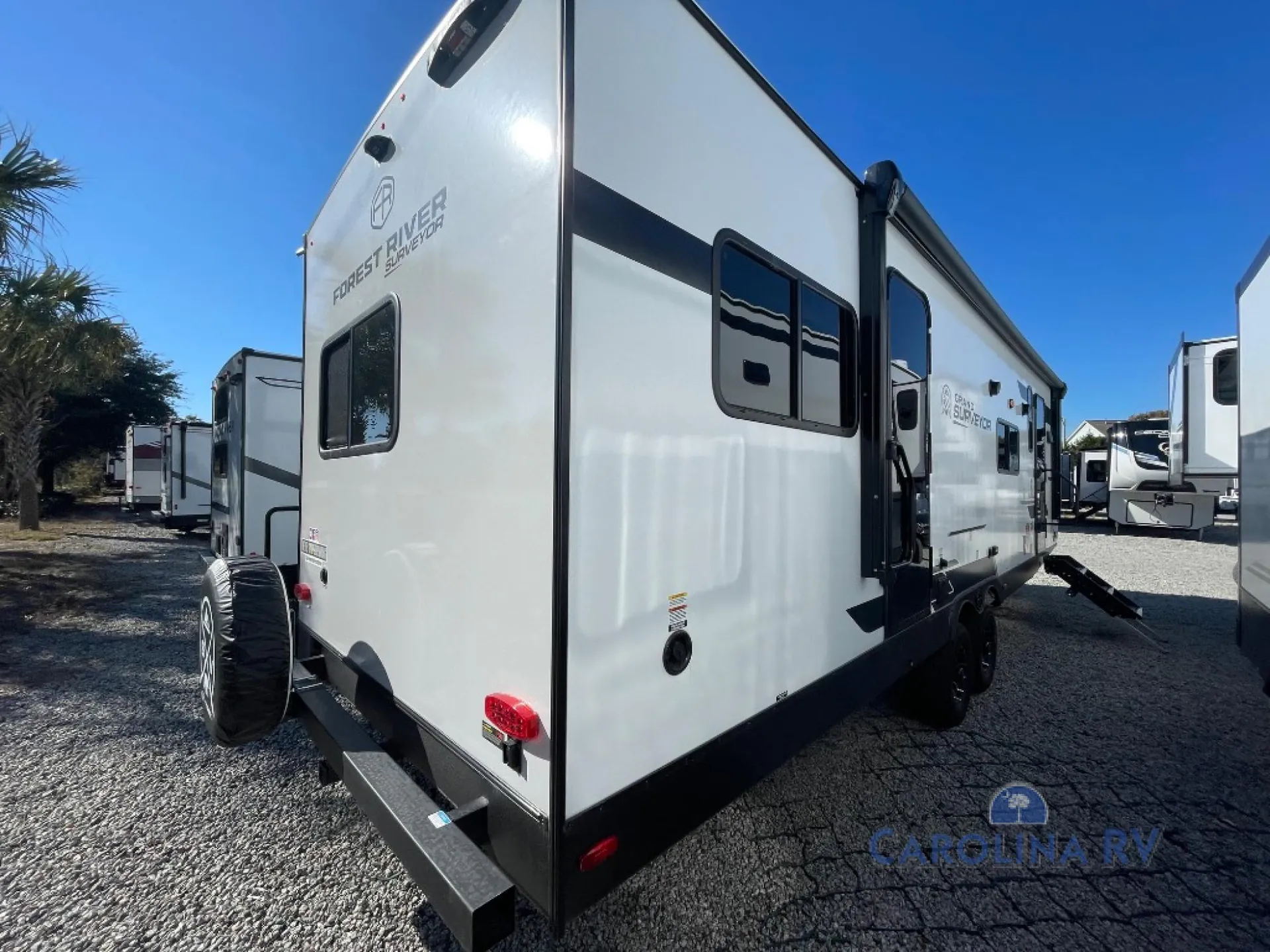 2025 Forest River Grand Surveyor 275FKBS — Photo 7