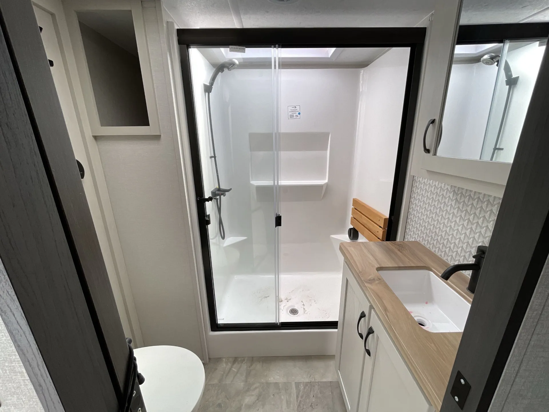 2026 Coachmen Brookstone 290RL - Photo 4