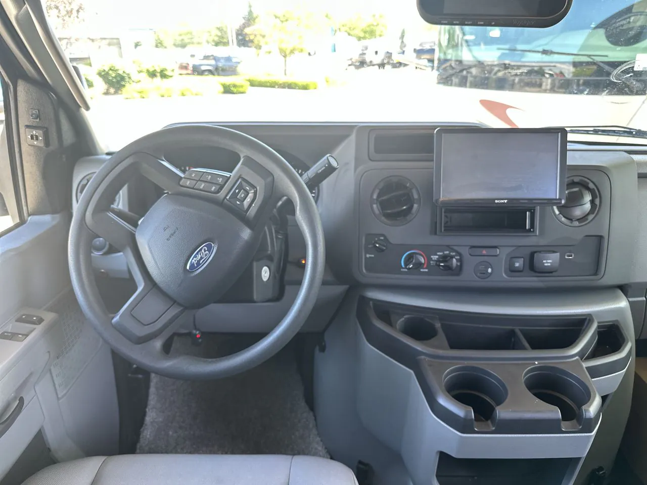 2026 Forest River Sunseeker 23504X4 - Photo 4